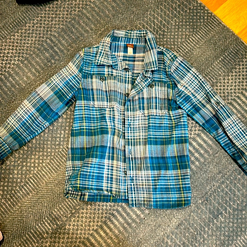 Tea long sleeve button-down